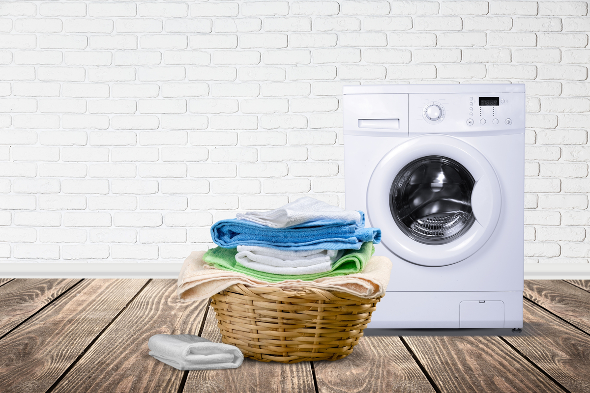 Baking Soda and Vinegar in Laundry? They're Game Changers | 21Oak
