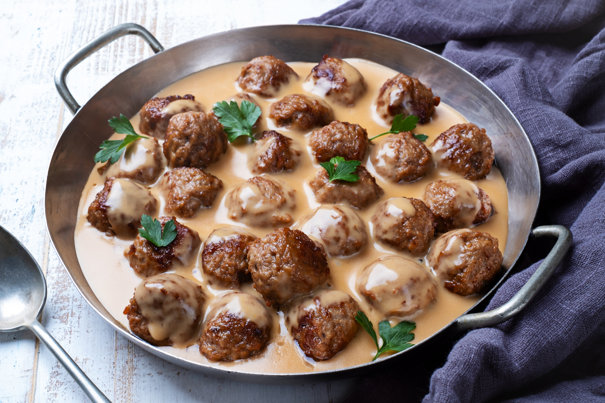 These Tasty Swedish Meatballs Are Even Better Than Ikeas 21oak