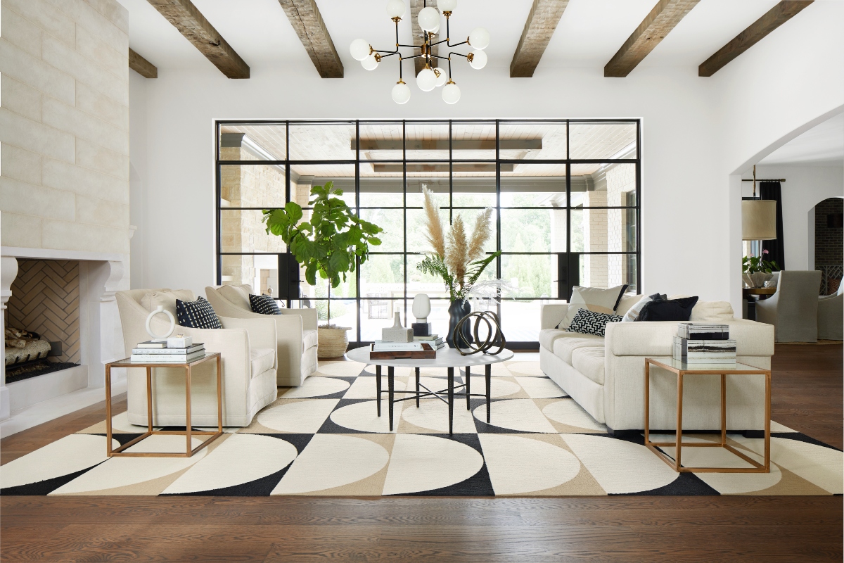 These HGTV Interior Design Trends Are Going Away 21Oak   Modern Patterned Room Flor 