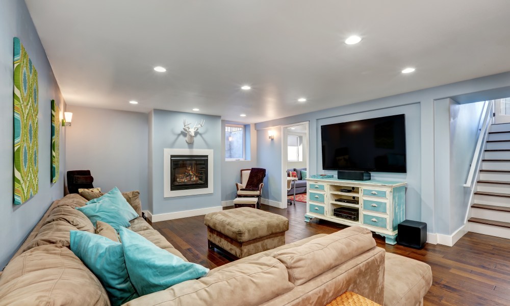 Basement with blue walls.